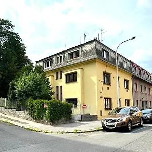 Hillside Aparthotel